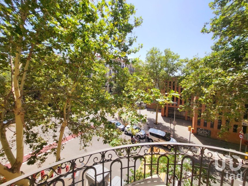 Appartement 4 chambres de 88 m² à Barcelona (08015)