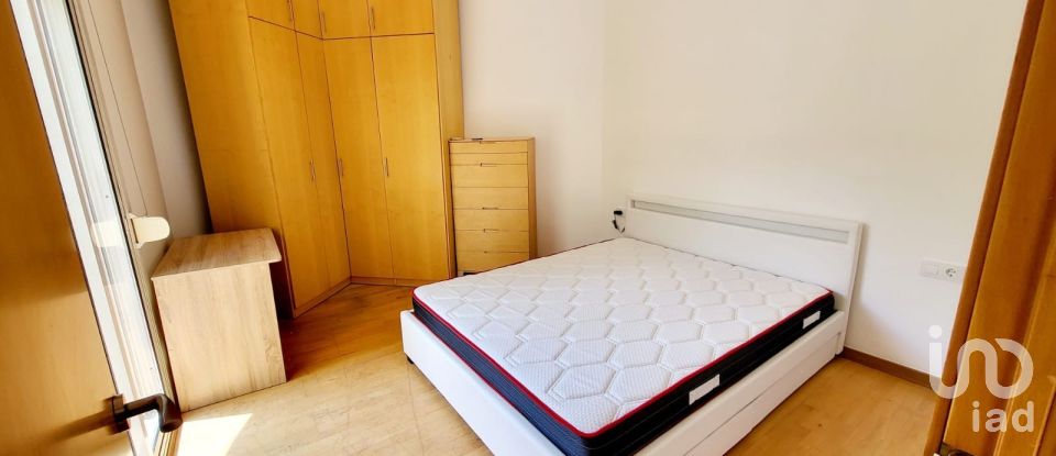 Appartement 4 chambres de 88 m² à Barcelona (08015)