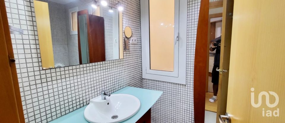 Appartement 4 chambres de 88 m² à Barcelona (08015)