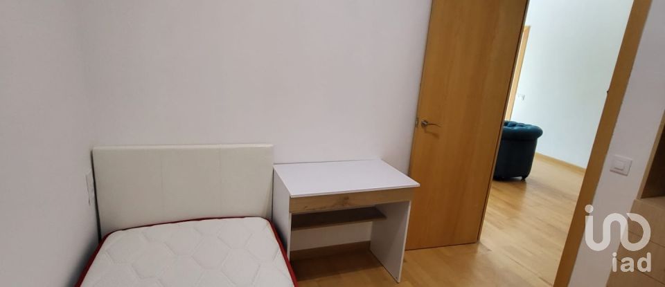 Appartement 4 chambres de 88 m² à Barcelona (08015)