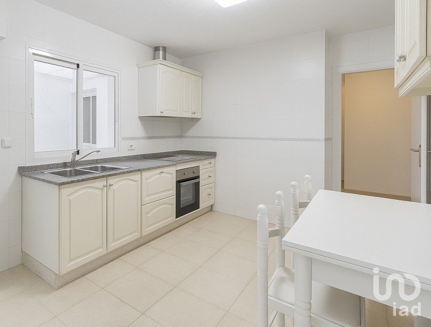 Pis 3 habitacions de 100 m² a Santa Pola (03130)