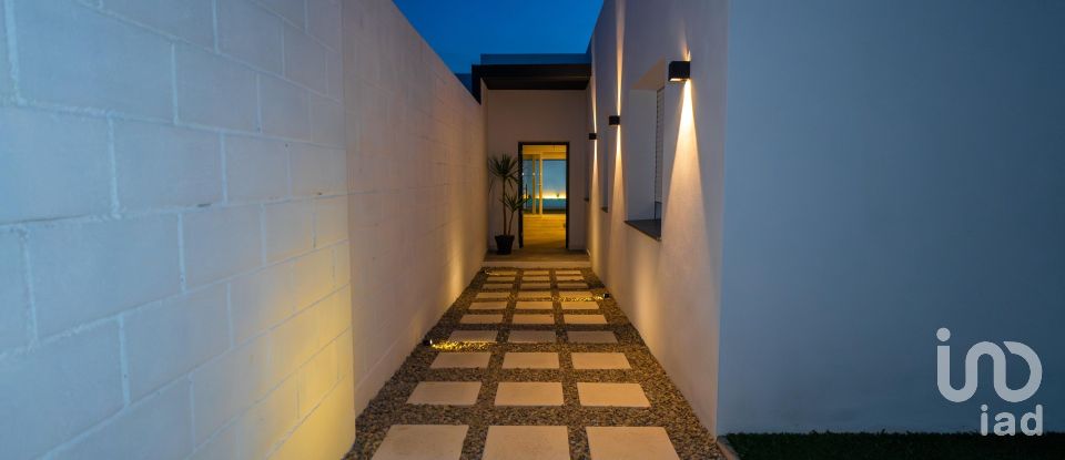 Casa 2 habitaciones de 174 m² en Mollina (29532)