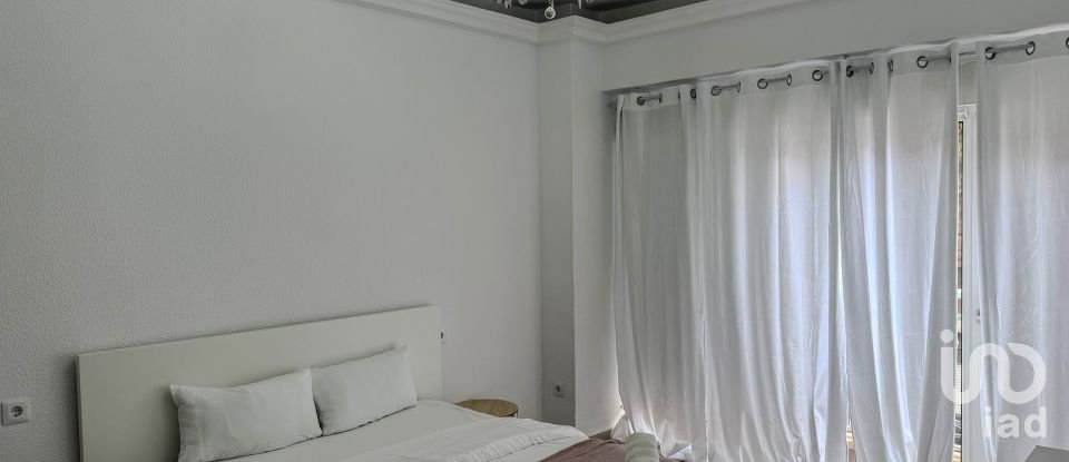 Piso 4 habitaciones de 116 m² en Alicante/Alacant (03006)