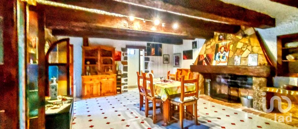 Casa 5 habitaciones de 505 m² en Petrer (03610)