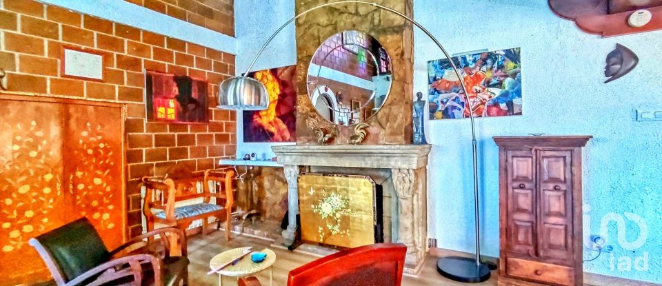 Casa 5 habitaciones de 505 m² en Petrer (03610)