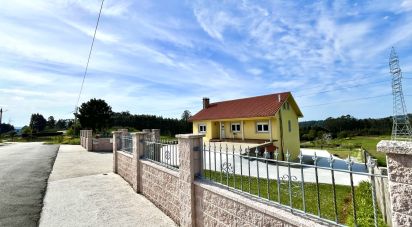 House 5 bedrooms of 243 m² in Coirós (15316)