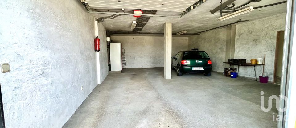 House 5 bedrooms of 243 m² in Coirós (15316)