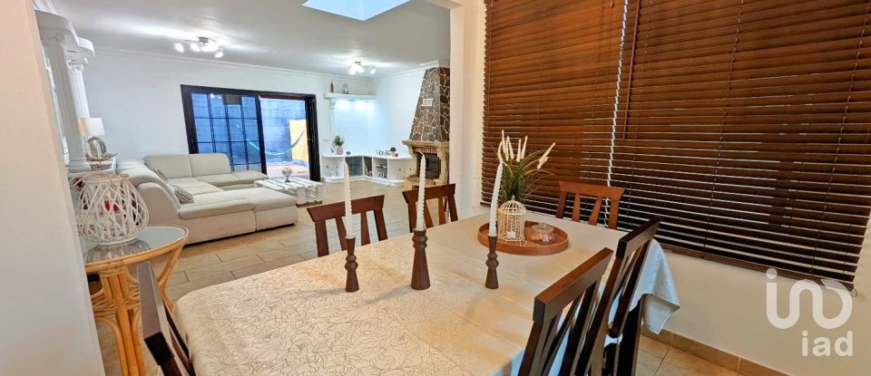 Maison 4 chambres de 201 m² à El Boqueron (38330)