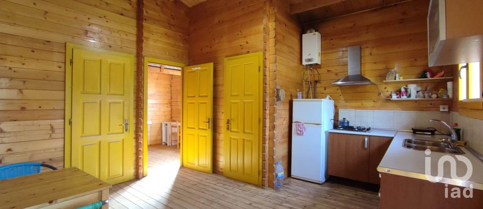 Land of 779 m² in Pontons (08738)