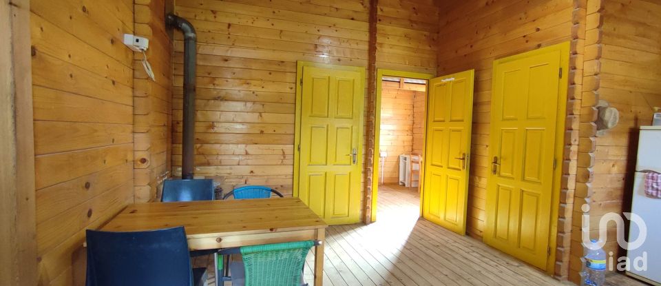 Land of 779 m² in Pontons (08738)