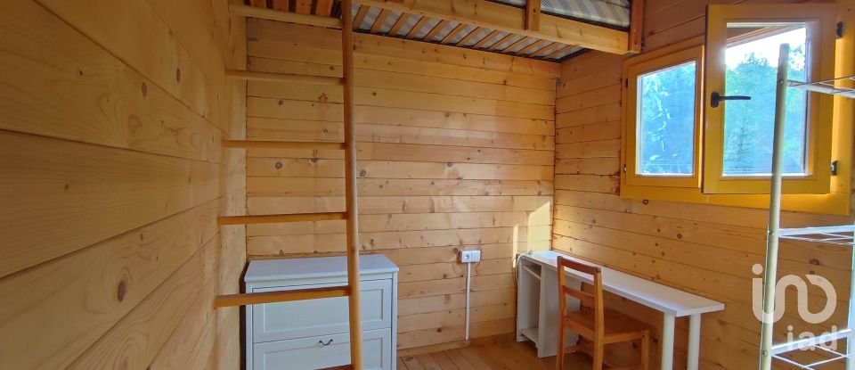 Land of 779 m² in Pontons (08738)