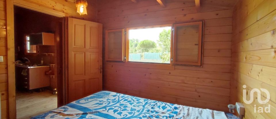 Land of 779 m² in Pontons (08738)