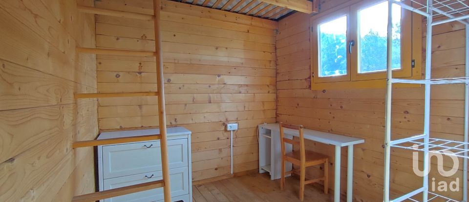 Land of 779 m² in Pontons (08738)