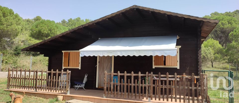 Land of 779 m² in Pontons (08738)