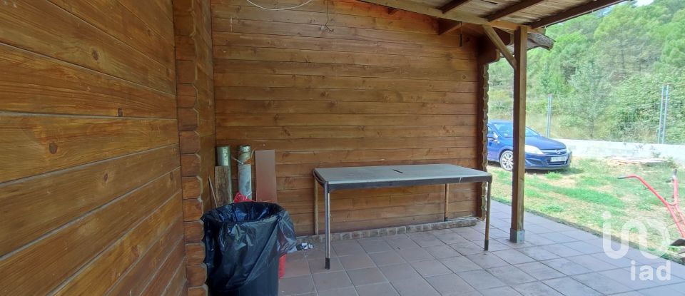 Land of 779 m² in Pontons (08738)