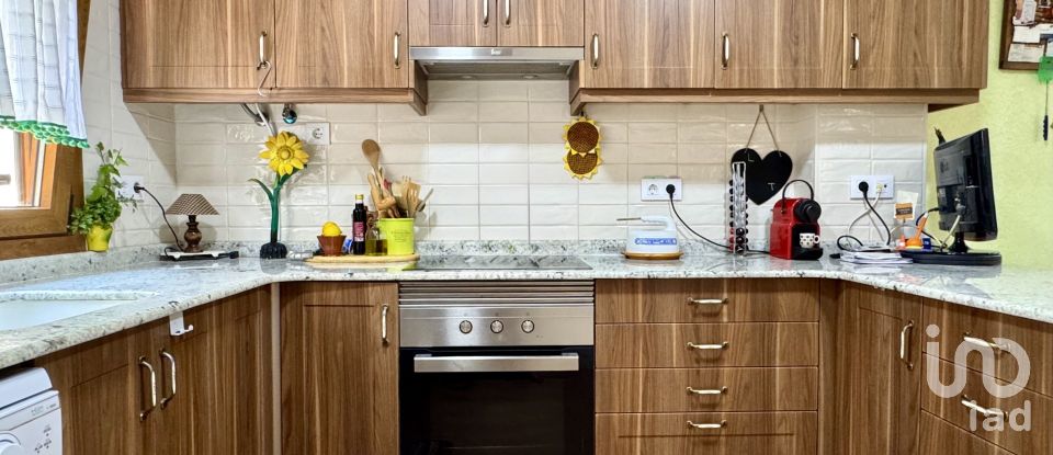 Casa 5 habitaciones de 224 m² en Siete Aguas (46392)