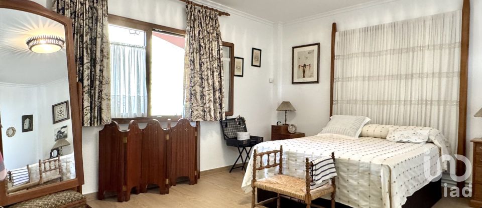 Casa 5 habitaciones de 224 m² en Siete Aguas (46392)