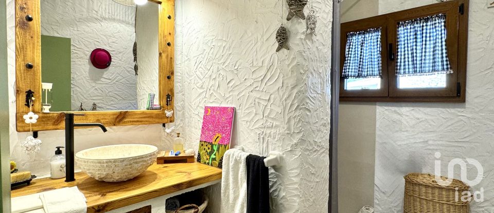 Casa 5 habitaciones de 224 m² en Siete Aguas (46392)