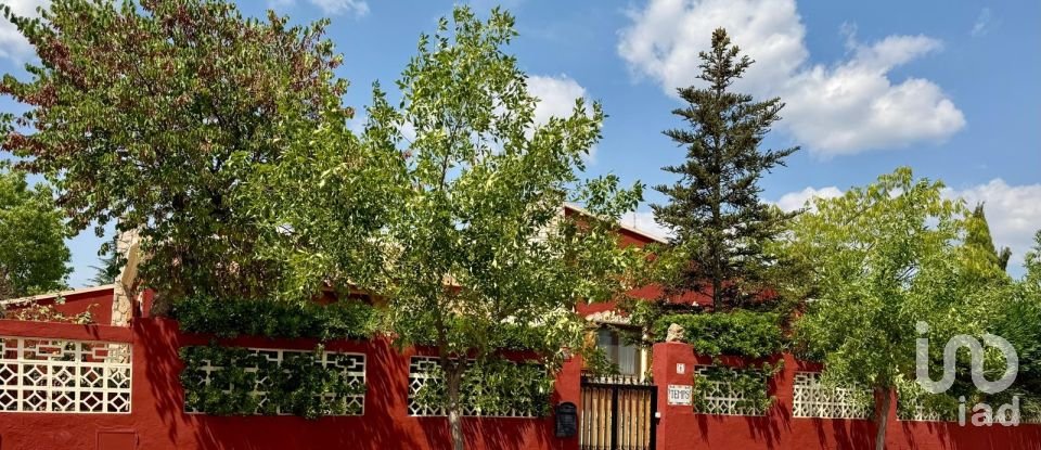 Casa 5 habitaciones de 224 m² en Siete Aguas (46392)