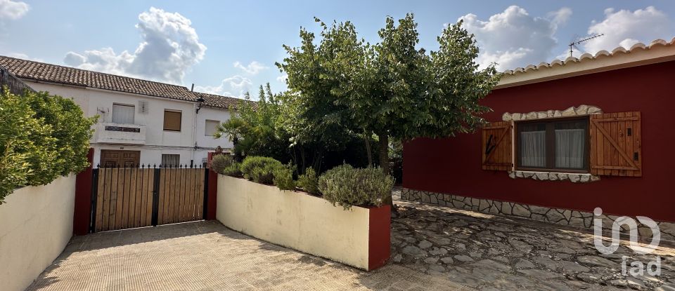 Casa 5 habitaciones de 224 m² en Siete Aguas (46392)