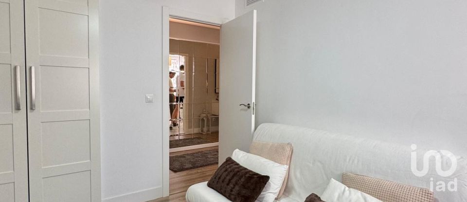 Apartment 3 bedrooms of 124 m² in Alicante/Alacant (03003)