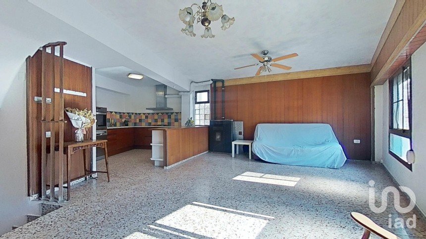 Maison 3 chambres de 120 m² à Eslida (12528)