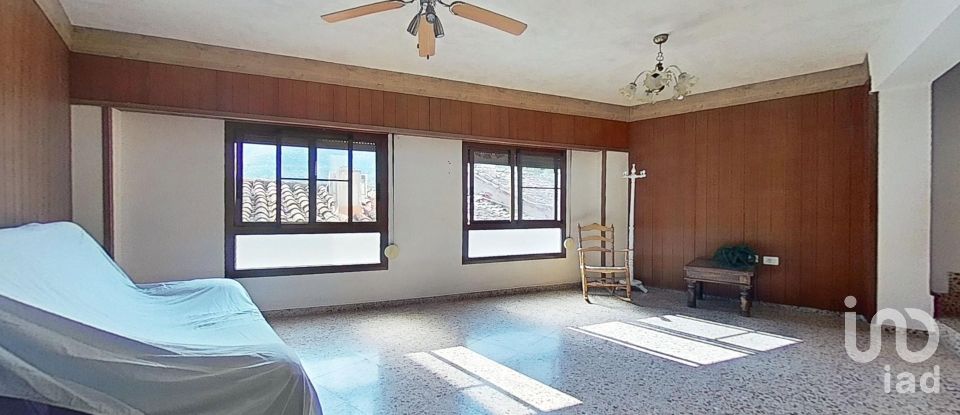 Maison 3 chambres de 120 m² à Eslida (12528)