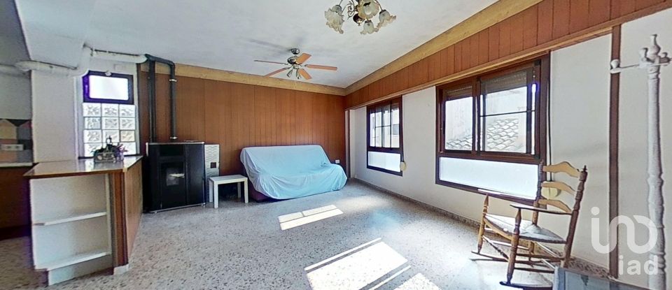 Maison 3 chambres de 120 m² à Eslida (12528)