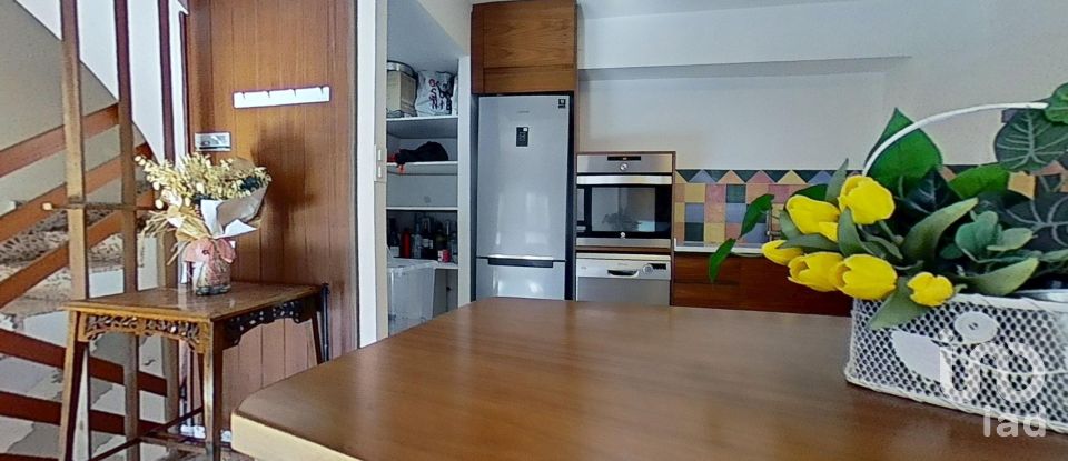 Maison 3 chambres de 120 m² à Eslida (12528)