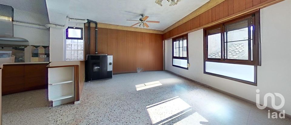 Maison 3 chambres de 120 m² à Eslida (12528)