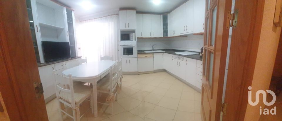 Piso 3 habitaciones de 110 m² en Torrevieja (03181)