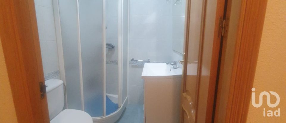 Piso 3 habitaciones de 110 m² en Torrevieja (03181)