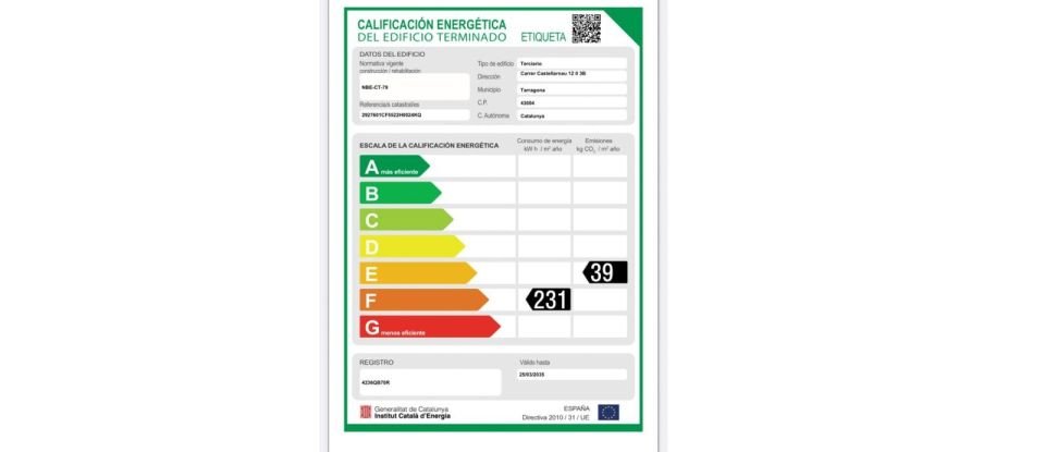 Ático 2 habitaciones de 51 m² en Reus (43204)