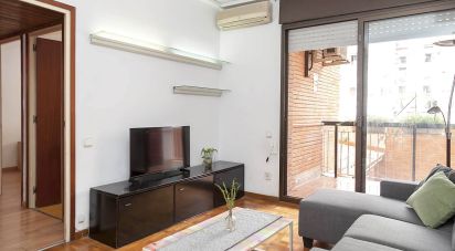 Apartment 4 bedrooms of 90 m² in Barcelona (08029)
