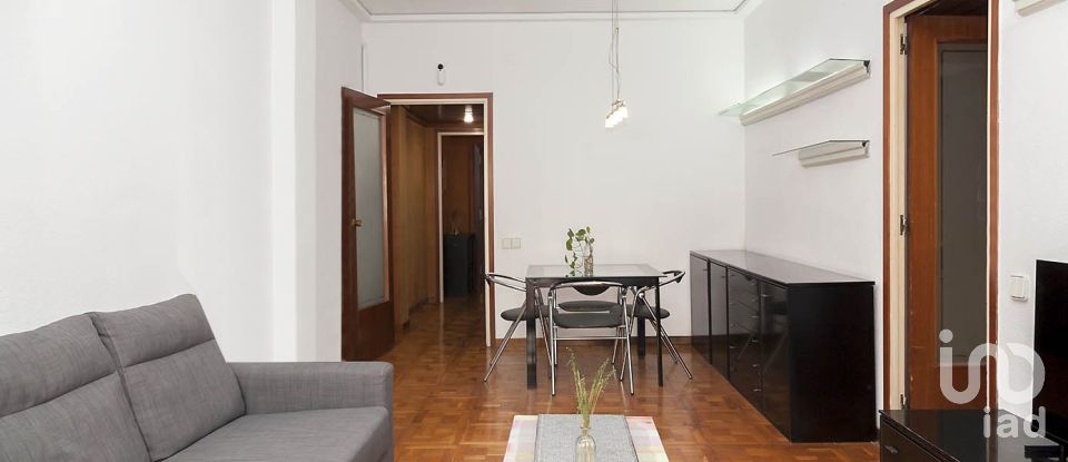 Pis 4 habitacions de 90 m² a Barcelona (08029)