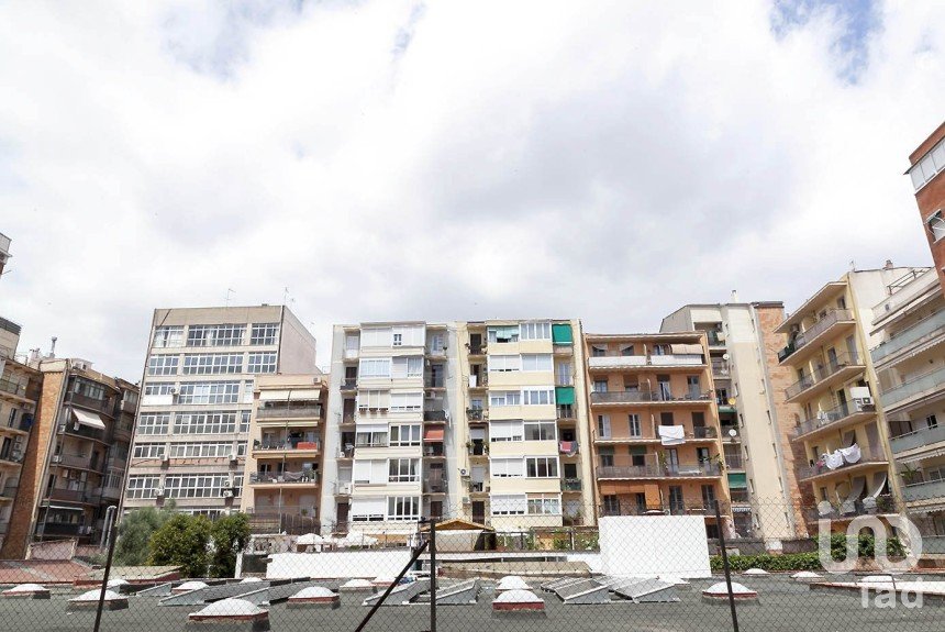 Pis 4 habitacions de 90 m² a Barcelona (08029)