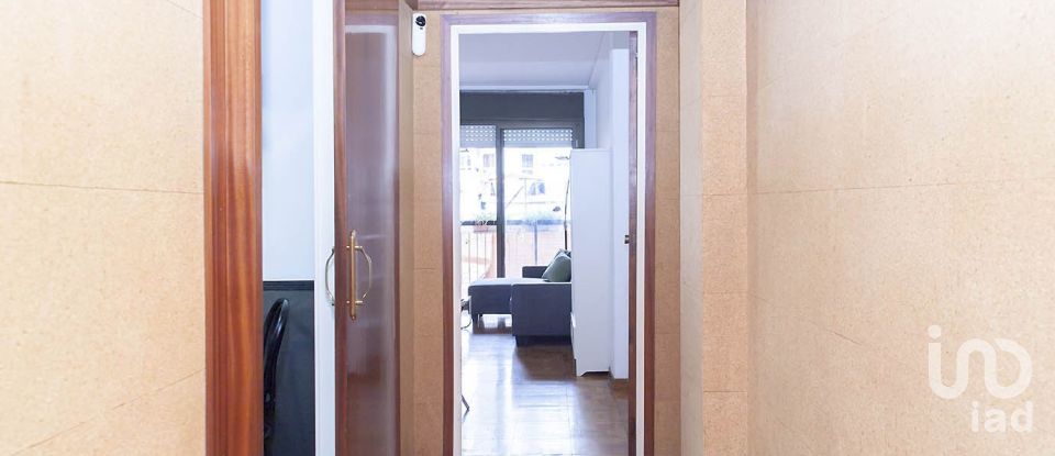 Pis 4 habitacions de 90 m² a Barcelona (08029)