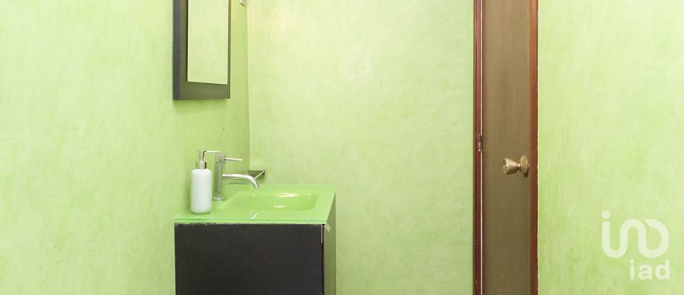 Pis 4 habitacions de 90 m² a Barcelona (08029)