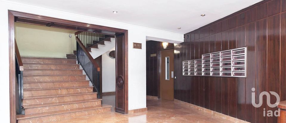 Pis 4 habitacions de 90 m² a Barcelona (08029)