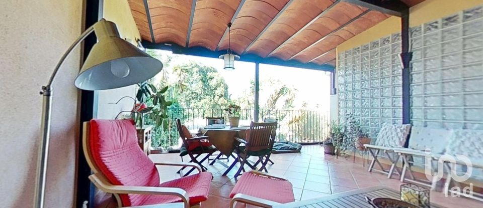 Maison 4 chambres de 200 m² à Canet d'en Berenguer (46529)