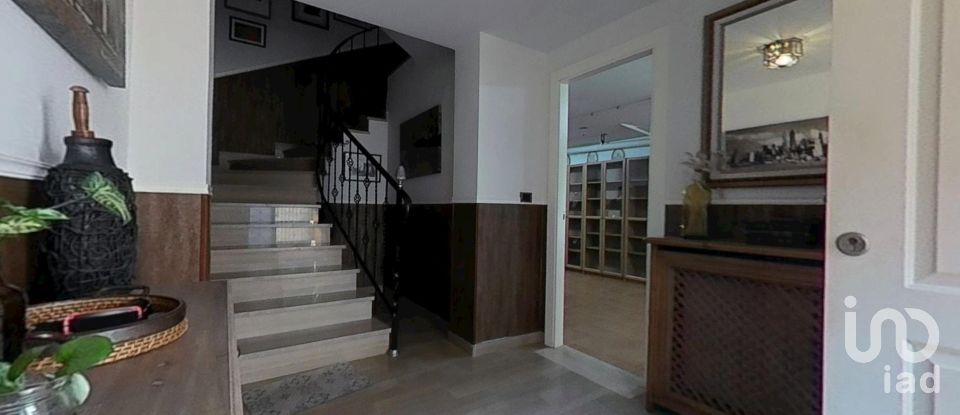 Maison 4 chambres de 200 m² à Canet d'en Berenguer (46529)