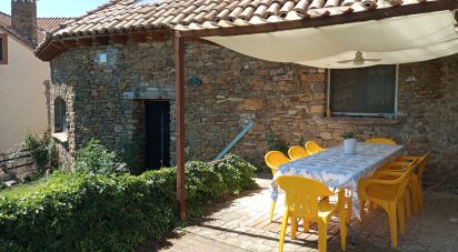 Cottage 4 bedrooms of 171 m² in Ascara (22715)