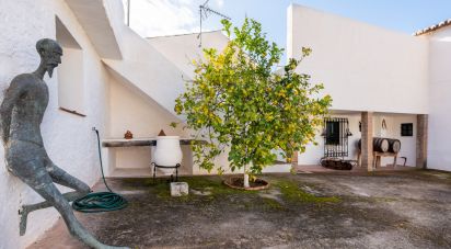 Country home 9 bedrooms of 608 m² in Málaga (29018)