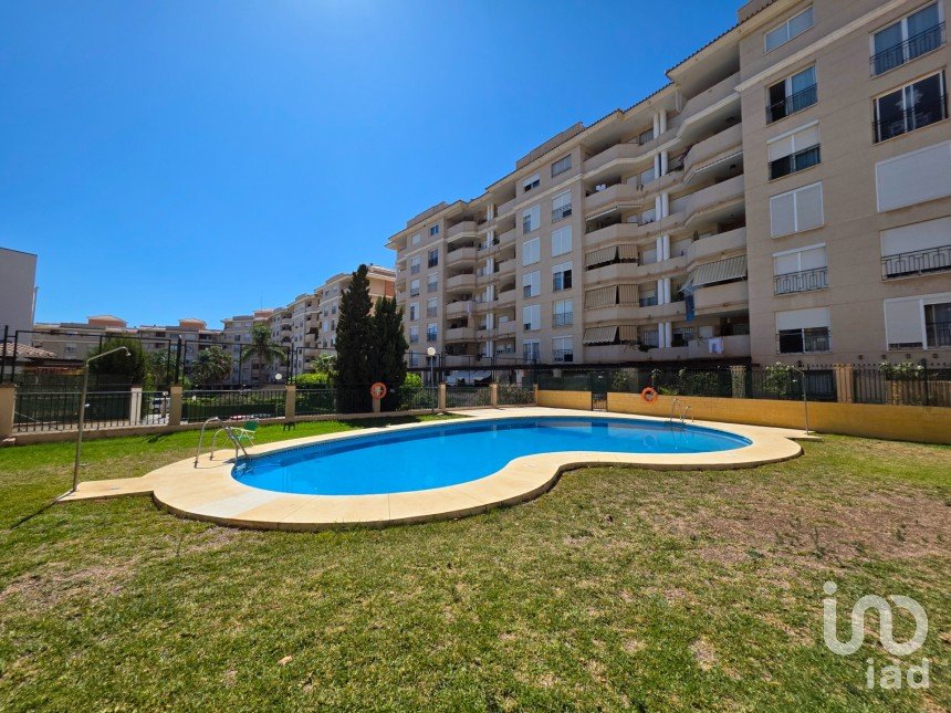 Pis 4 habitacions de 100 m² a Torre del Mar (29740)