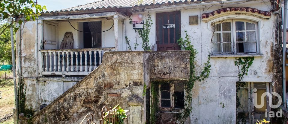 House 6 bedrooms of 209 m² in Perlio (15500)