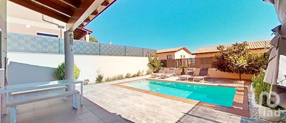 Casa 4 habitacions de 134 m² a Castellet i la Gornal (08729)