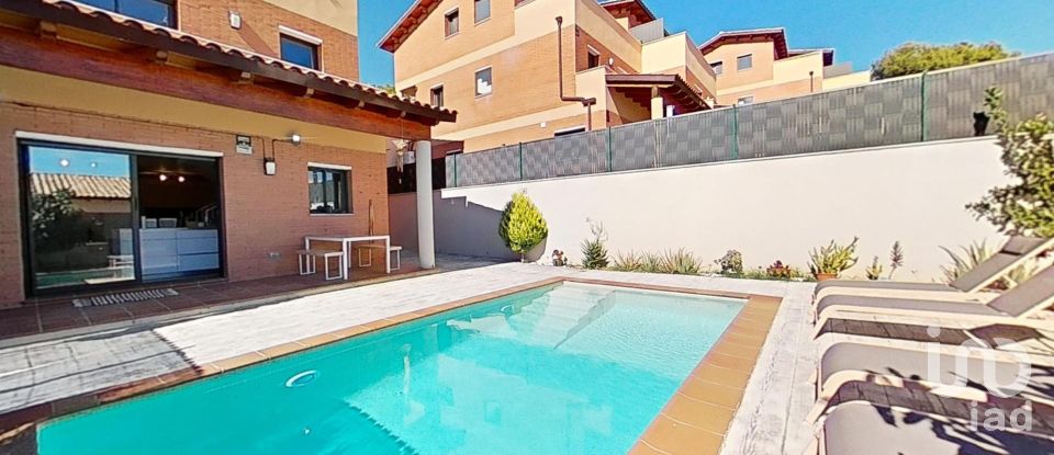 Casa 4 habitacions de 134 m² a Castellet i la Gornal (08729)