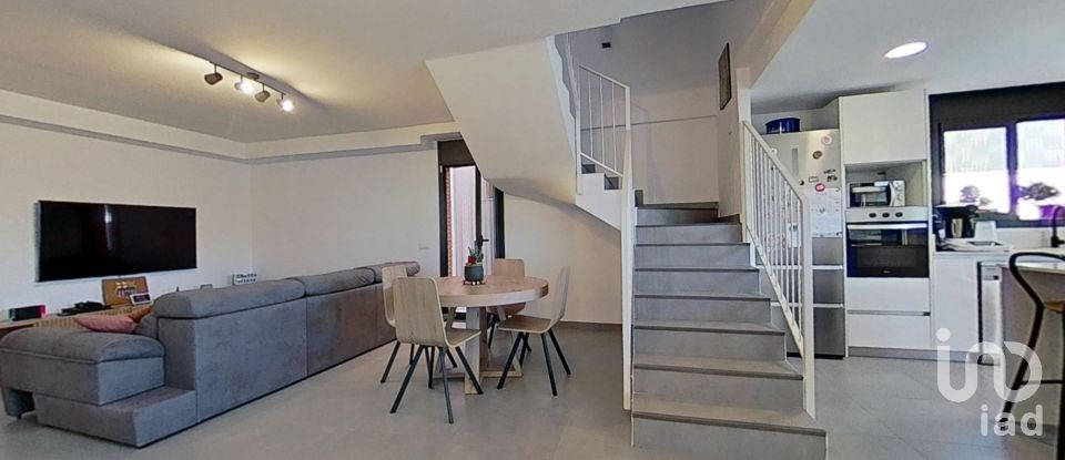 Casa 4 habitacions de 134 m² a Castellet i la Gornal (08729)