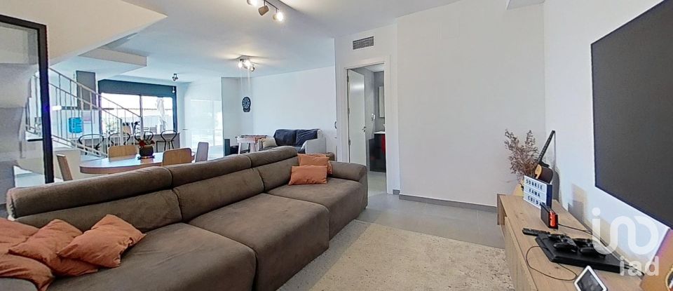 Casa 4 habitacions de 134 m² a Castellet i la Gornal (08729)