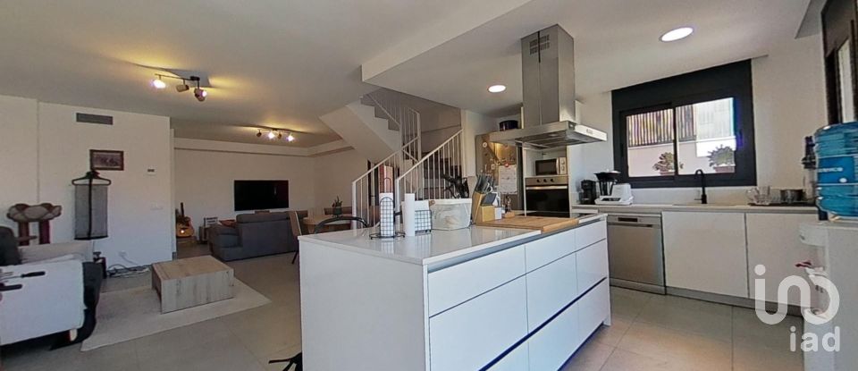 Casa 4 habitacions de 134 m² a Castellet i la Gornal (08729)